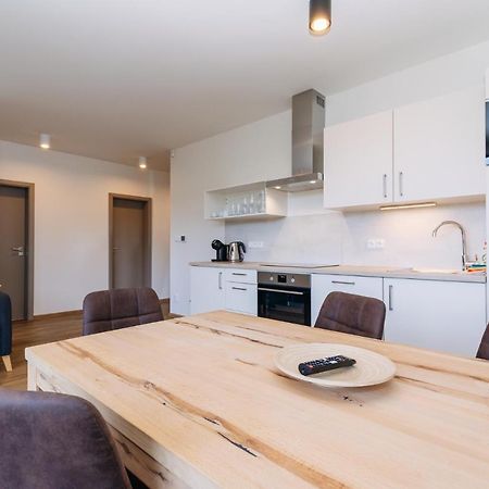 Apartment Enzian Лоучна-под-Клиновцем Экстерьер фото