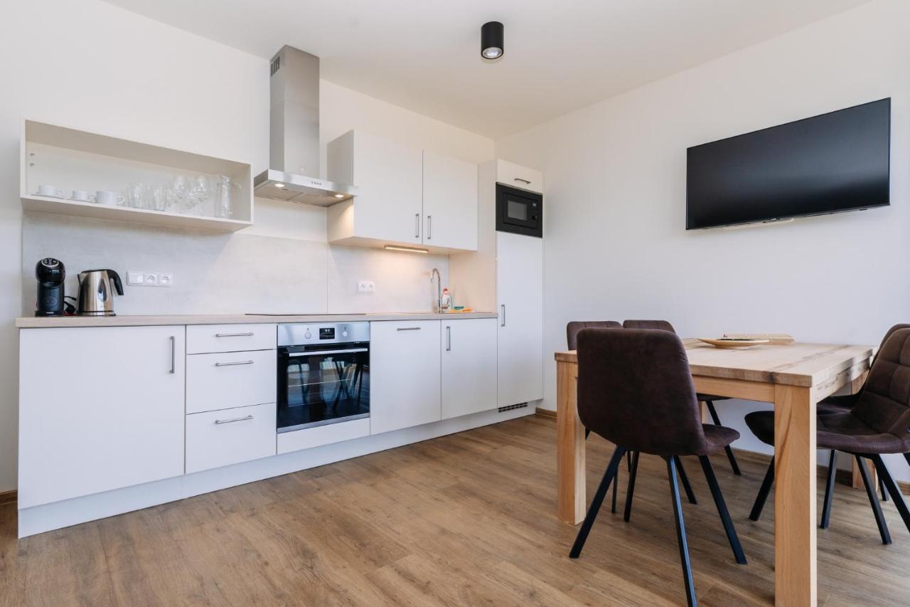 Apartment Enzian Лоучна-под-Клиновцем Экстерьер фото
